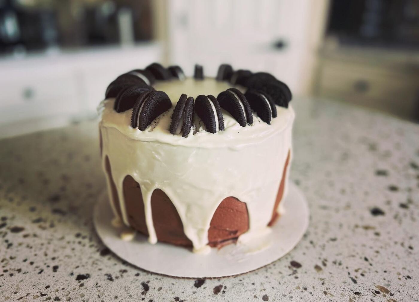 Cookies and Cream Drip Cake